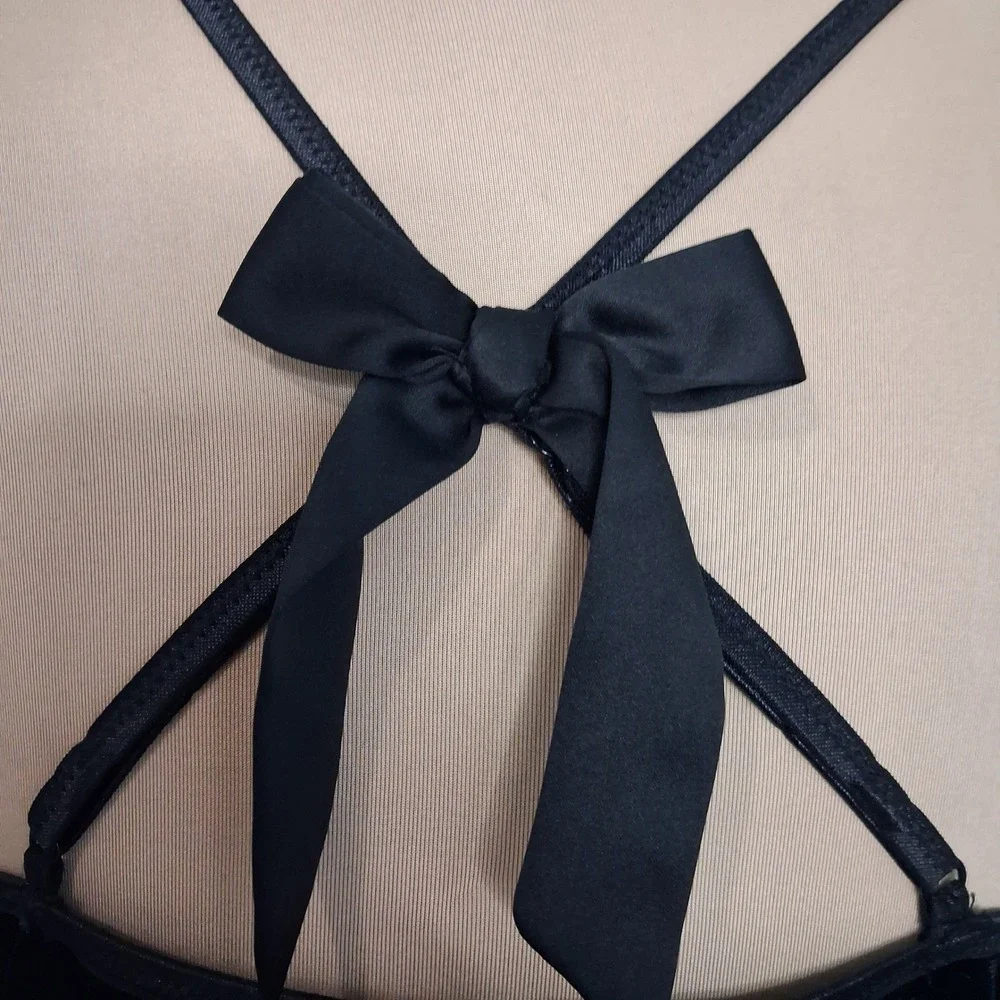 Black‎ Velvet Lace Trim Chemise and Robe Set with Satin Bow and Belt 2 Piece Set